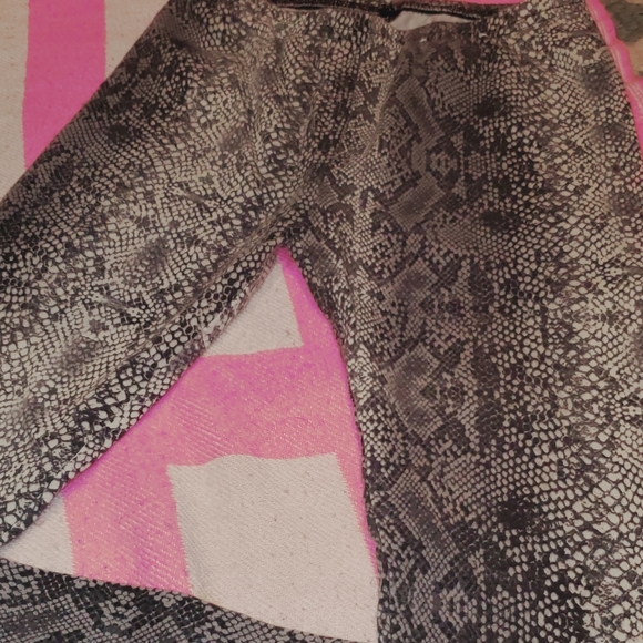 3pc Womens XS-S Leggings Bundle - Picture 7 of 16